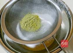 抹茶奶油蛋糕卷的做法图解7