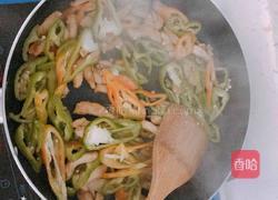 辣椒炒鸡胸肉的做法图解5