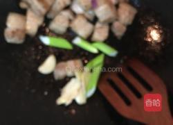 香菇烧肉的做法图解4