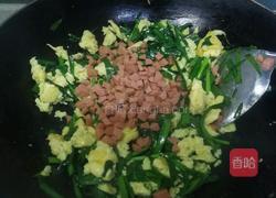 韭菜火腿炒鹅蛋的做法图解8