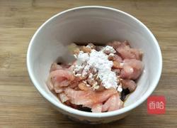 韭黄炒肉丝的做法图解2