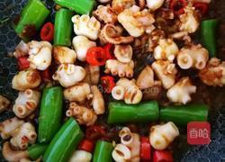 杭椒爆炒墨鱼段的做法图解3