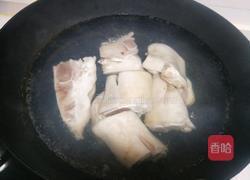 猪手炖黄豆的做法图解2