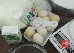 十寸戚风蛋糕的做法图解1