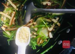芹菜炒香干的做法图解15