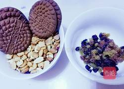 雪花牛轧糖的做法图解1