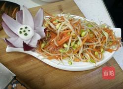 胡萝卜炒豆芽的做法图解4