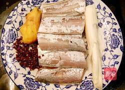 鲁菜大师蒋家菜香酥带鱼的做法图解1