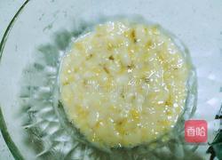 香蕉鸡蛋松饼的做法图解2