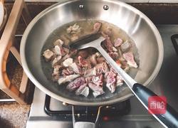 土豆牛腩的做法图解1