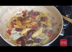 腊肠爆笋片的做法图解11