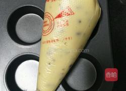 奶酪纸杯蛋糕的做法图解6
