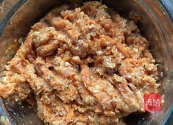 猪肉胡萝卜馅饺子的做法图解3