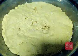 Illustration of how to make golden steamed buns 4