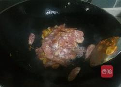 雪豆腐炒香肠的做法图解6