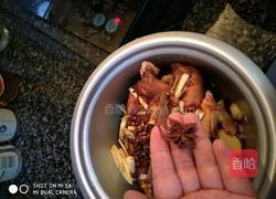 电饭锅酱猪蹄的做法图解12