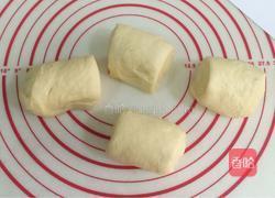 圣诞老人小餐包的做法图解12