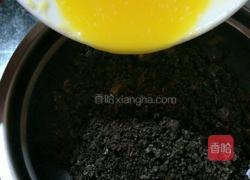 奥利奥慕斯蛋糕的做法图解4