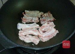 话梅栗子烧小排的做法图解7