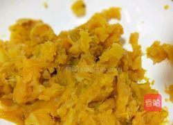 炸红薯饼的做法图解2