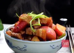 Illustration of braised radish in sauce 12