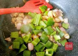 彩椒鸡丁的做法图解7
