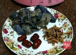 太子参乌鸡汤的做法图解1