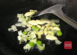 彩椒炒腊肉的做法图解6