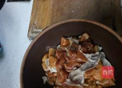 红烧酸辣猪肠的做法图解2