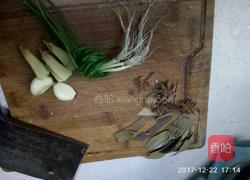 红烧酸辣猪肠的做法图解7