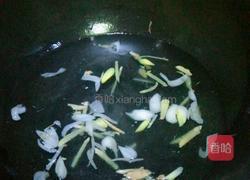 海蛎子豆腐茼蒿汤的做法图解3