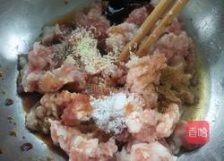 红烩丸子姜康面的做法图解2