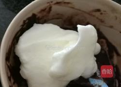 8萨瓦林巧克力戚风蛋糕的做法图解12