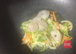 什锦炒面的做法图解7