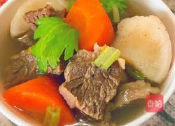 牛肉萝卜汤的做法图解1