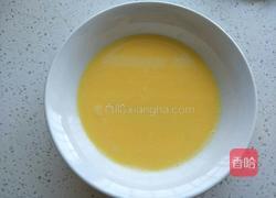 婴儿辅食……蒸蛋黄的做法图解2