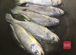 雪菜黄鱼汤的做法图解7