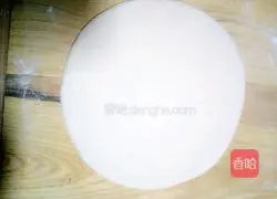 Illustration of how to make pot helmets 14