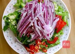 醋爆青椒的做法图解1