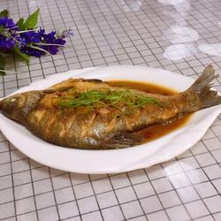 家常炖武昌鱼的做法[图]