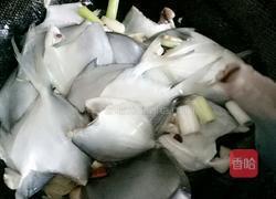 红烧鲳鱼的做法图解5