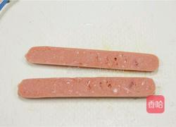 火腿煎蛋：超简单の高颜值花式早餐的做法图解2