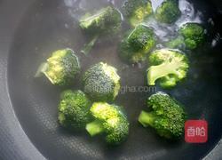 胡萝卜炒香肠的做法图解4