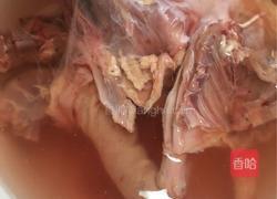 生地花生水鸭汤的做法图解2