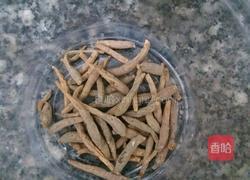 太子参罗汉果百合瘦肉汤的做法图解3