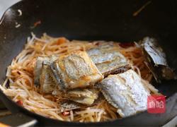 萝卜丝带鱼的做法图解10
