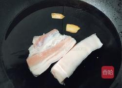 虎皮鸡蛋炖红烧肉的做法图解2