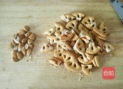 草莓夹心雪花酥的做法图解2