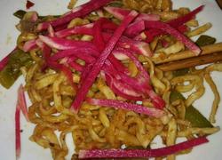 家常腌猪肉焖面