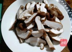 香菇炒圆椒的做法图解3